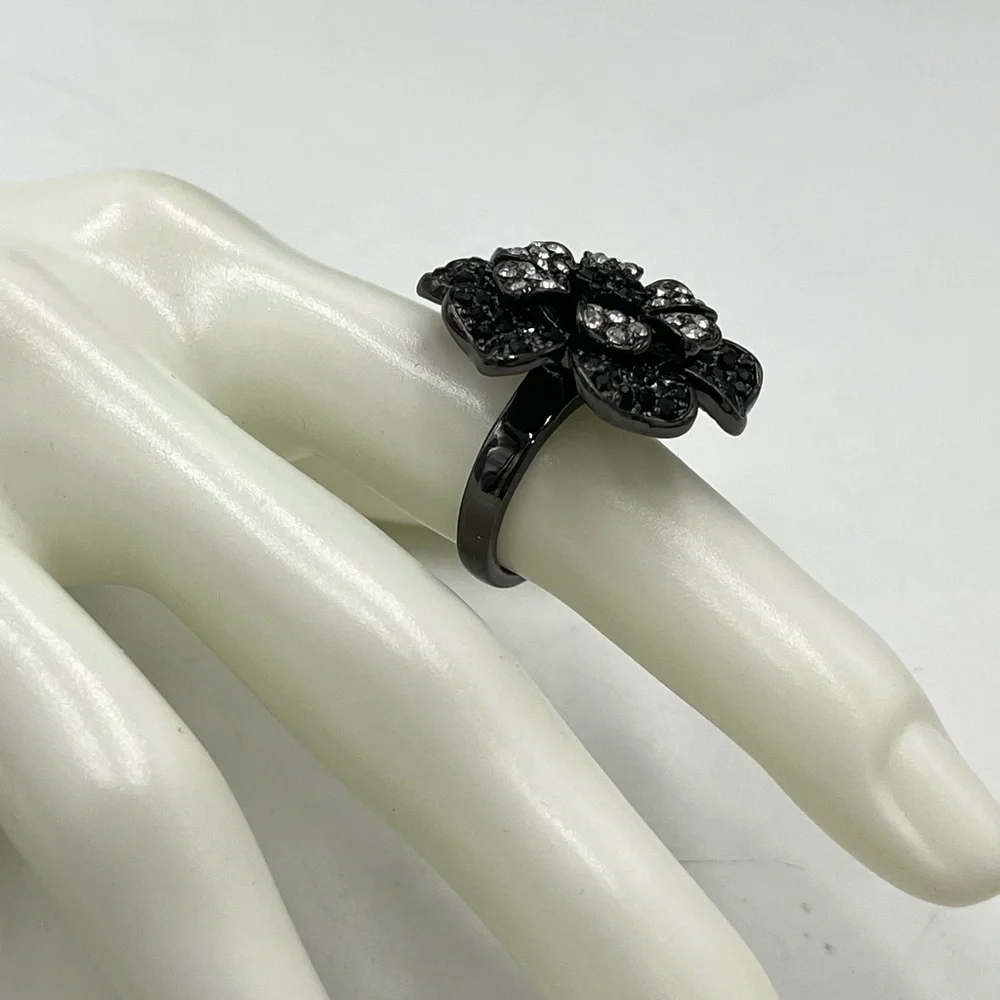 Rare Joan‎ Rivers Gunmetal Finish Belle Fleur Black & Clear Crystal Ring 6 New